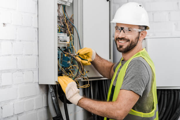 Best Affordable Electrician  in Lakewood, CA